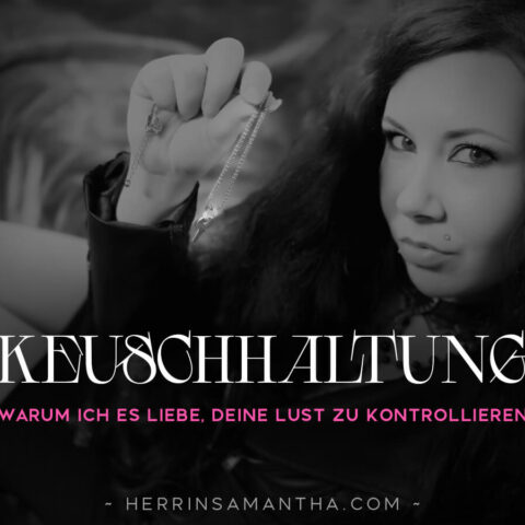 Herrin Samantha hält einen Schlüssel für die Keuschhaltung in ihren zarten Händen